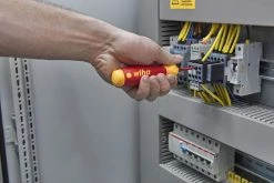 Wiha 45296 PocketMax® Electric VDE Magazine Style SlimBit Screwdriver Set 9 Wiha 45296 PocketMax® Electric VDE Magazine Style SlimBit Screwdriver Set -FACOM SHOP Anw SB283109040 PocketMax electric Verteilerkasten 06 scaled 1